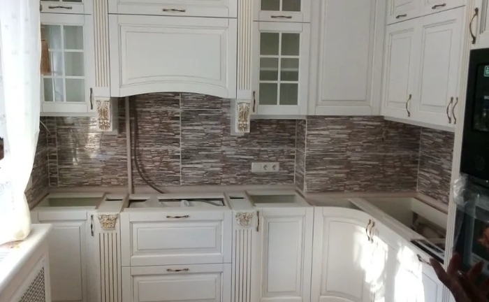 Виготовлення меблевих фарбованих МДФ фасадів, стінових панелей