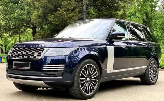 221 Позашляховик на весілля Range Rover Vogue Long без водія 221 Позашляховик на весілля Range Rover Vogue Long без водія