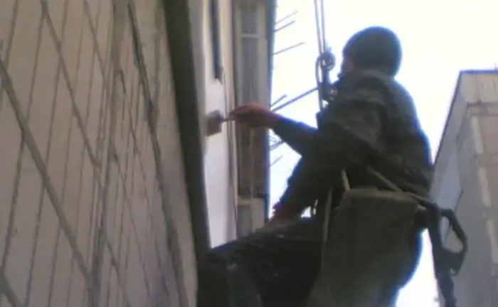 Простукування плитки, усунення аварійних ділянок на висоті від 20 ₴/кв.м Простукування плитки, усунення аварійних ділянок на висоті від 20 ₴/кв.м