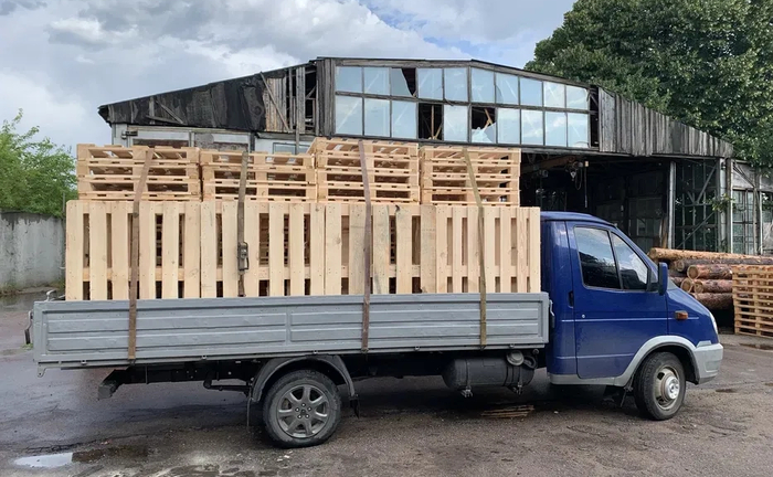 Вантажні перевезення по місту та Україні швидко й надійно Вантажні перевезення по місту та Україні швидко й надійно