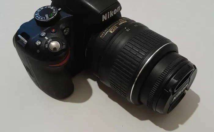 Фото та відеокамера Nikon Фото та відеокамера Nikon
