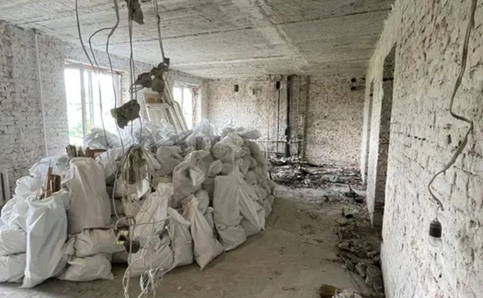 Демонтаж, плитки, перегородок, бетону, стяжки, плитки, штукатурки, балкона