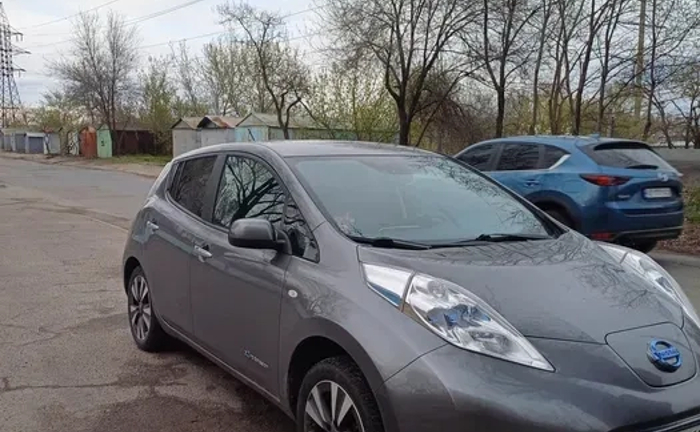 Автомобілі в місті Дніпро Автомобілі в місті Дніпро