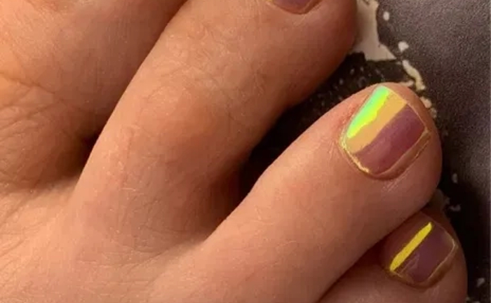 Нарощування, корекція, педикюр. Нарощування, корекція, педикюр.