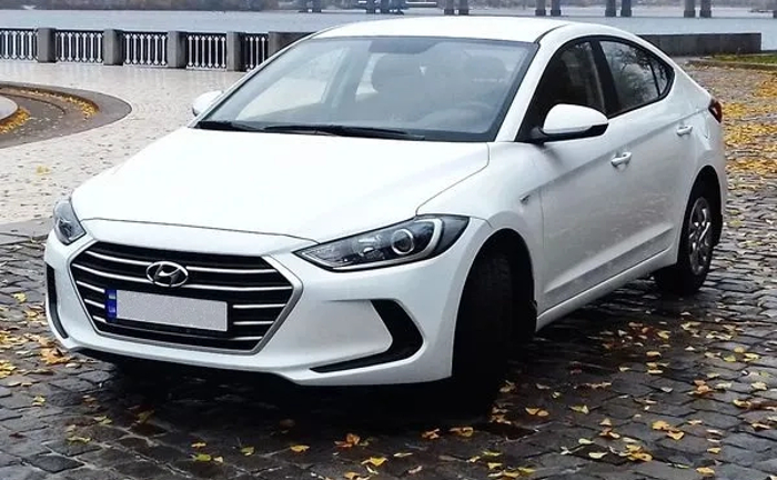 167 Hyundai Elantra 2018 біла авто на весілля 167 Hyundai Elantra 2018 біла авто на весілля