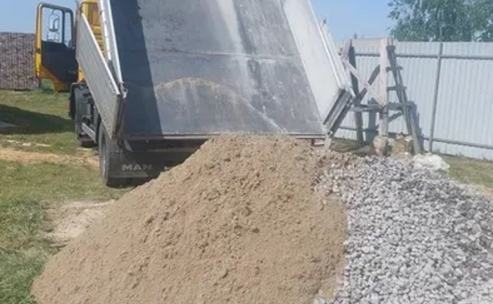 Вантажоперевезення ,Вивіз сміття , Послуги самоскида