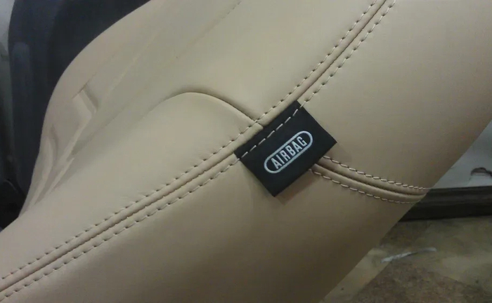 Перетяжка салону. Ремонт сидінь. Перетяжка керма,. Перетяжка салону. Ремонт сидінь. Перетяжка керма,.