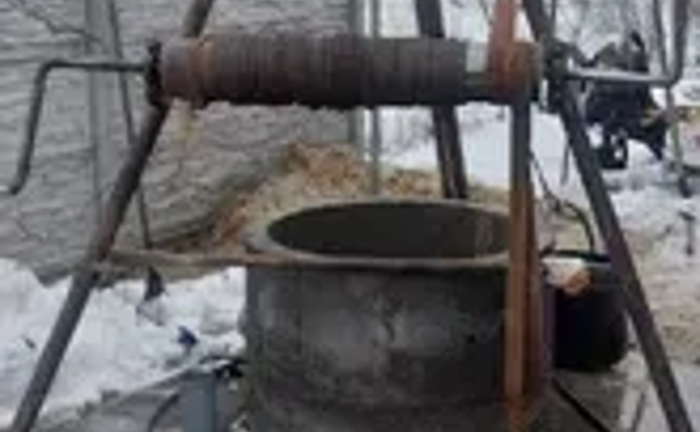 Буріння колодязів,Поглиблення чищення колодязів.Криниці,Каналізації