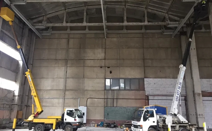 Послуги Автовишки: Робоча Висота Від 17 до 35 Метрів. Послуги Автовишки: Робоча Висота Від 17 до 35 Метрів.