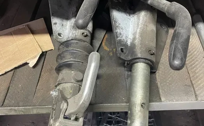 Ремонт та реставрація гальм накату, інерційних гальм al-ko, knott 500 грн.