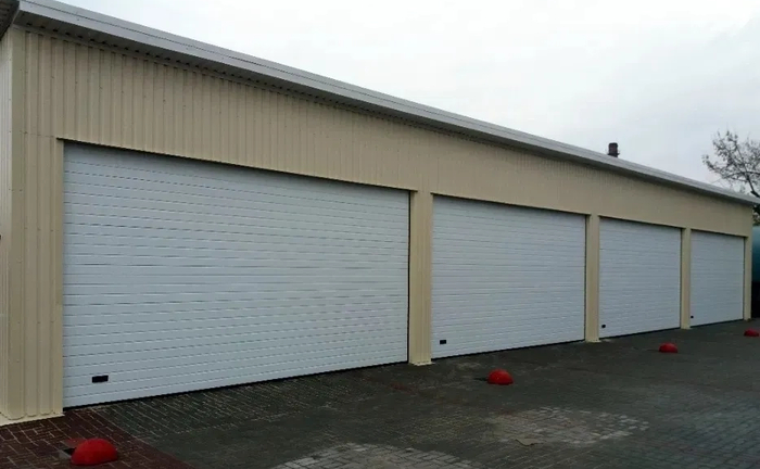 Монтаж секційних, ролетних воріт та автоматики на ворота Монтаж секційних, ролетних воріт та автоматики на ворота