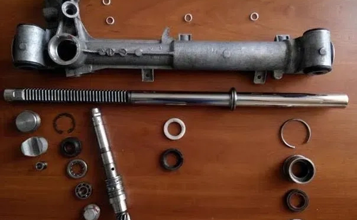 Ремонт рульових рейок Київ. Заводська реставрація.