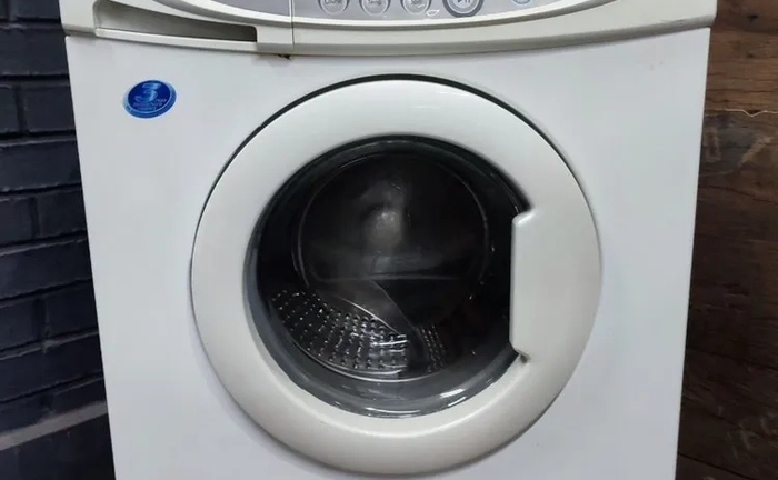 Пральна машина вузька Samsung S821 БУ