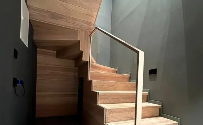 ХІТ!!! Сходи з дерева. Сходи облицювання бетонні або метал. Ворзель ХІТ!!! Сходи з дерева. Сходи облицювання бетонні або метал. Ворзель