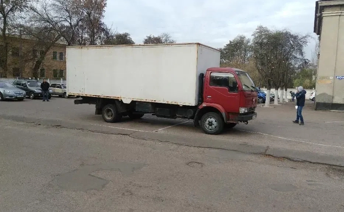 Грузоперевозки 5 тонн 30 грн.км Грузоперевозки 5 тонн 30 грн.км