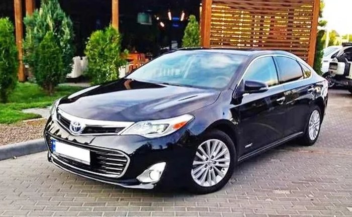 359 Toyota Avalon чорний на весілля Київ 359 Toyota Avalon чорний на весілля Київ