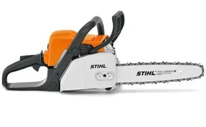 Бензопила Stihl MS 180 для різання деревини Бензопила Stihl MS 180 для різання деревини