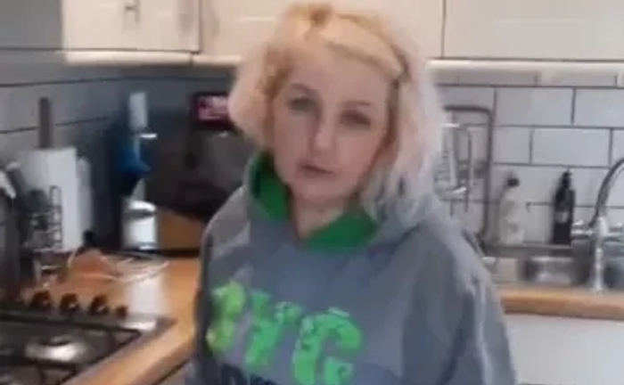 Домогосподарка в сім'ю.Прибиральниця.Клінер.