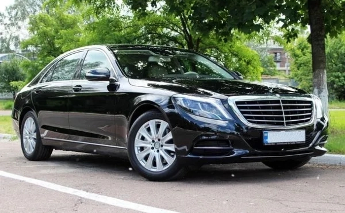 084 Mercedes 222 на весілля в Києві – преміум транспорт