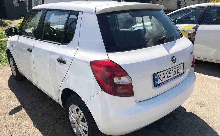 Skoda Fabia 3500/Тиждень Skoda Fabia 3500/Тиждень