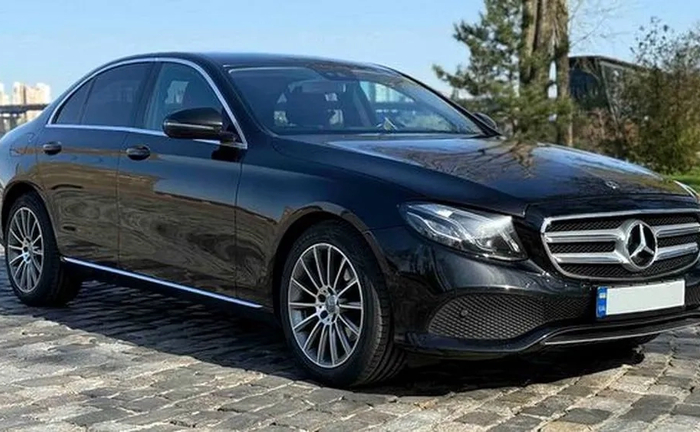 108 Авто на свадьбу Mercedes-Benz W213 E-class NEW 108 Авто на свадьбу Mercedes-Benz W213 E-class NEW