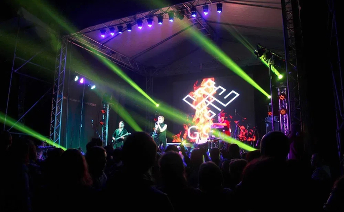 Звук на корпоратив, весілля, тощо від 500 Вт до 30кВт Звук на корпоратив, весілля, тощо від 500 Вт до 30кВт