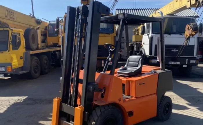 Вилковий навантажувач кар від 1,5 до 3,5 т Послуги 24/7