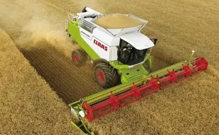 Комбайни Claas Lexion для збирання різних культур Комбайни Claas Lexion для збирання різних культур