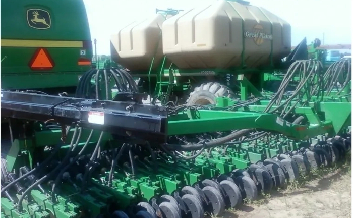 Сівалка, посів зернових (пшениця, ячмінь, жито, овес)