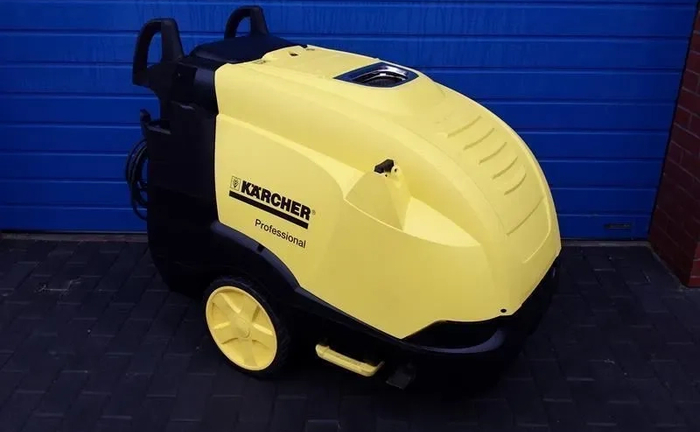 Надійна мийка високого тиску Karcher Надійна мийка високого тиску Karcher