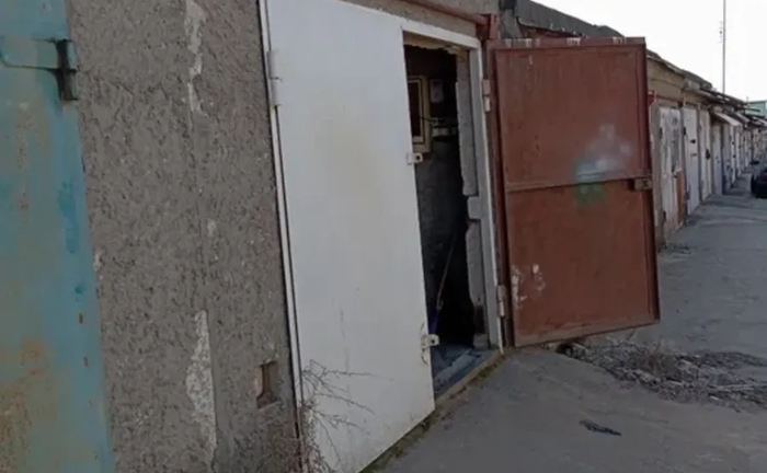 Гараж для авто або зберігання речей