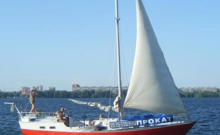 Яхта для компаній до 12 осіб!! Яхта для компаній до 12 осіб!!