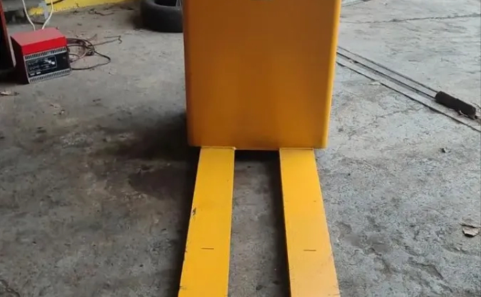 Електровізок Hyster P2.0SE 2 т Електровізок Hyster P2.0SE 2 т