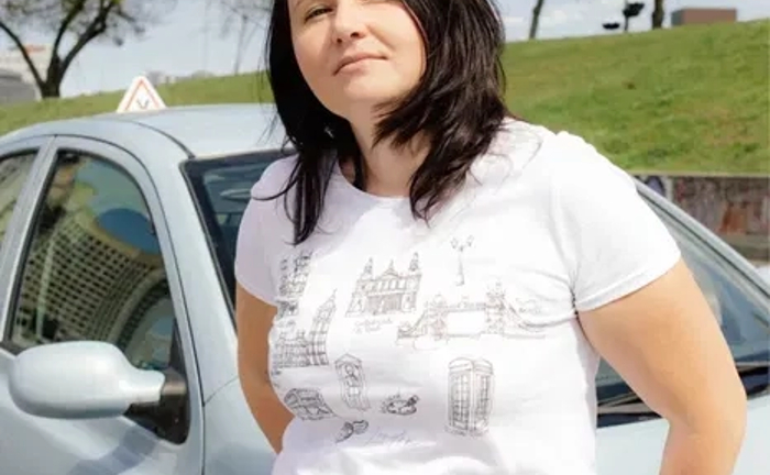 Професійний інструктор з водіння Професійний інструктор з водіння