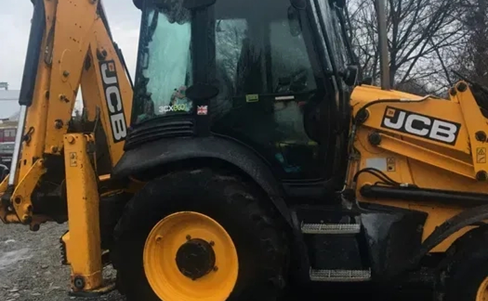 Послуги екскаватора. Земляні роботи