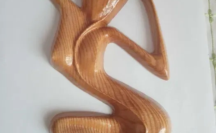 Подарунок чоловікові. Різьблення по дереву.