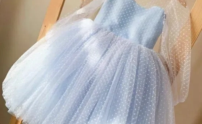 Святкові дитячі сукні. Святкові дитячі сукні.