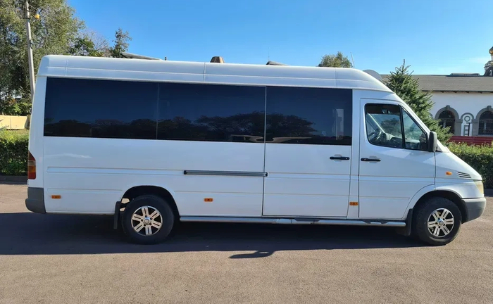 Мікроавтобус 19 и 8 місць, б.н. розрахунок