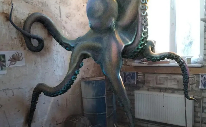 Скульптури зі склопластику