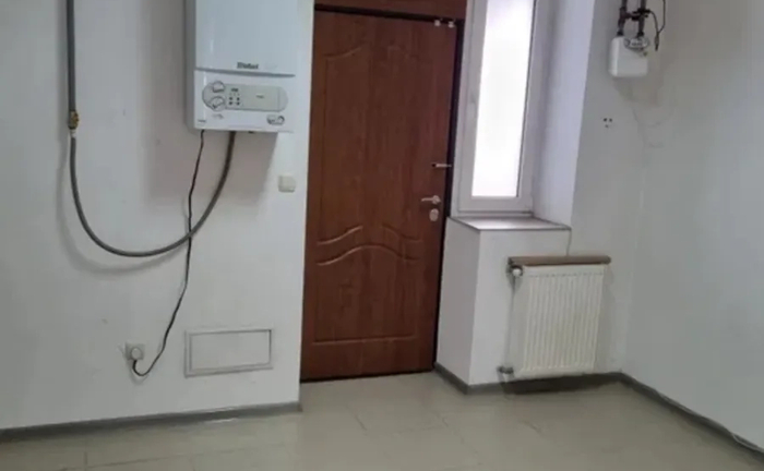 Комерційне приміщення Каскад, 70 м кВ з ремонтом