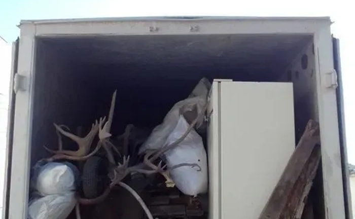 Вивезу весь ваш побутовий мотлох з будинку і гаража