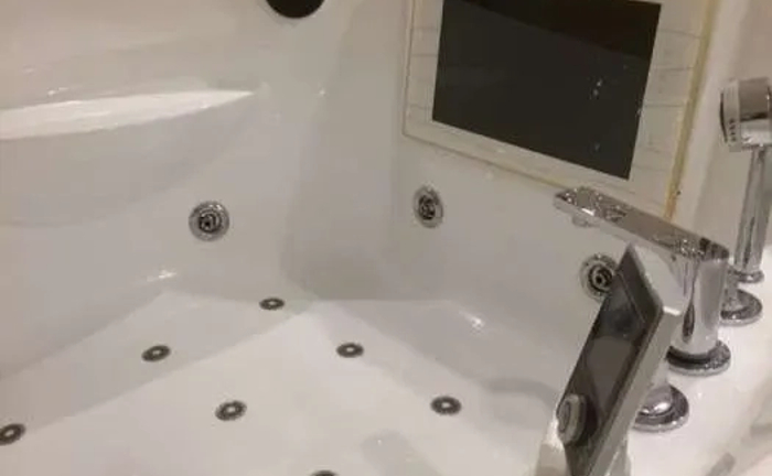 Ремонт гідромасажної ванни, джакузі, душових кабін