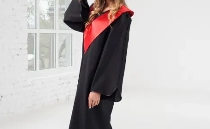 Мантії, мантія магістра та бакалавра, мантії європейського зразка