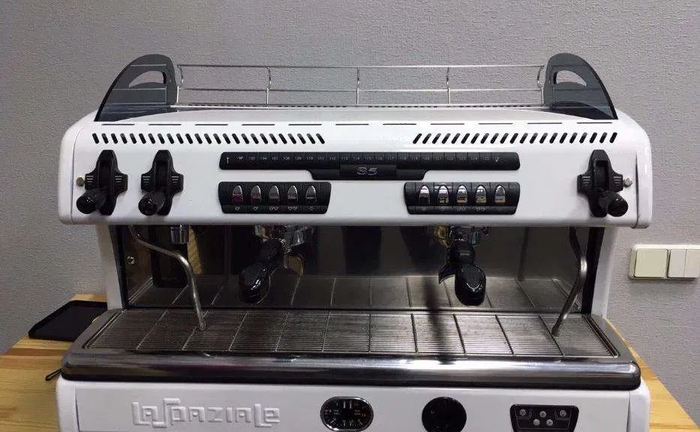 Одеса: Кавове Обладнання Преміум Класу. Професійні Кофемашини для Кав'ярень та Офісів! Одеса: Кавове Обладнання Преміум Класу. Професійні Кофемашини для Кав'ярень та Офісів!