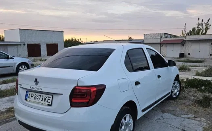 Renault Logan 2017 – отличный выбор для работы и города! 500 грн. Renault Logan 2017 – отличный выбор для работы и города! 500 грн.