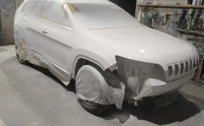 Фарбування, рихтування, пайка бамперів та полірування авто.