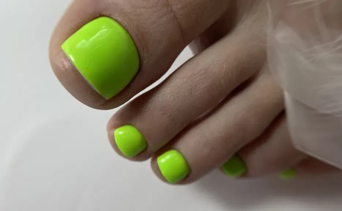 Педикюр. Манікюр. Покриття гель лаком - від 550 грн