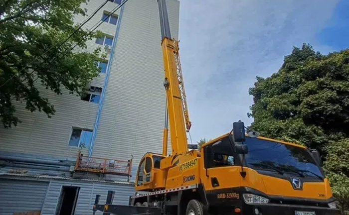 Послуги-Оренда 10-50тон автокрана по Харкову та області Послуги-Оренда 10-50тон автокрана по Харкову та області
