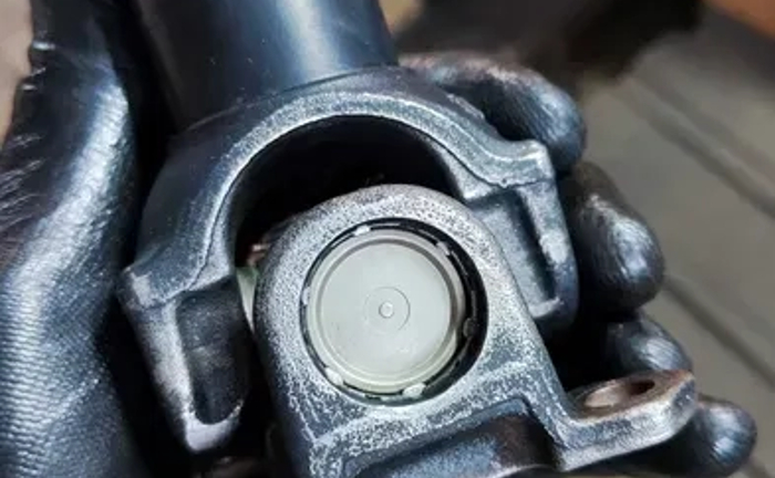 Ремонт карданного валу, кардана, карданних валів, балансування Ремонт карданного валу, кардана, карданних валів, балансування