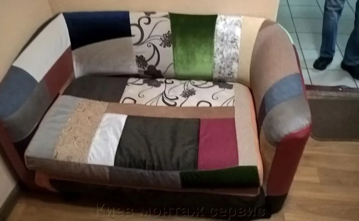 Перетяжка та ремонт м'яких меблів, стиль "Pagework"